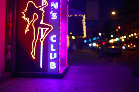 adul search|Find Escorts, Strip Clubs, Sex Shops .